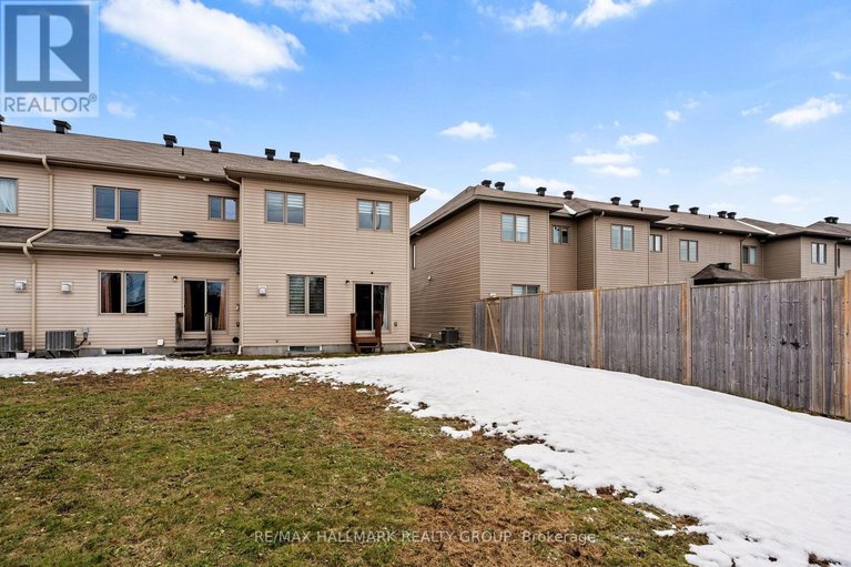 29455064/618-via-campanale-avenue/longfields/ottawa/ontario/K2J4A2_82