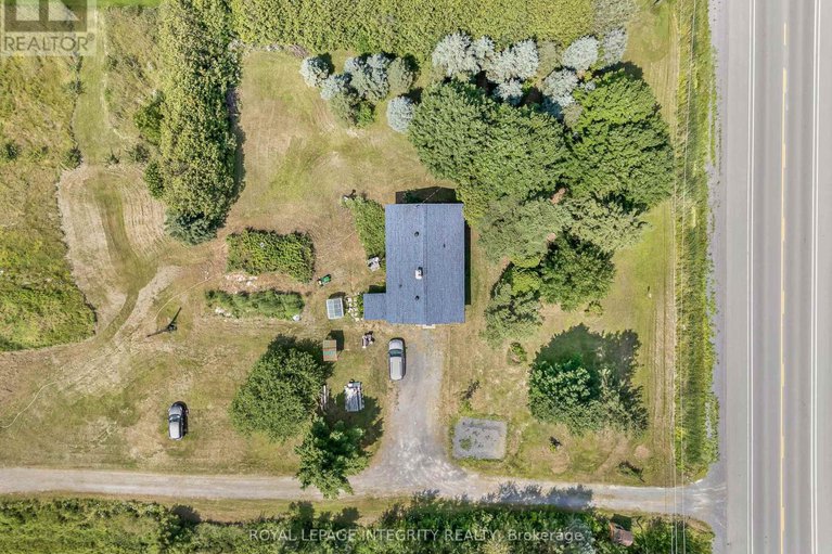 28686332/4828-frank-kenny-road/sarsfieldbearbrook/ottawa/ontario/K0A3H0_7