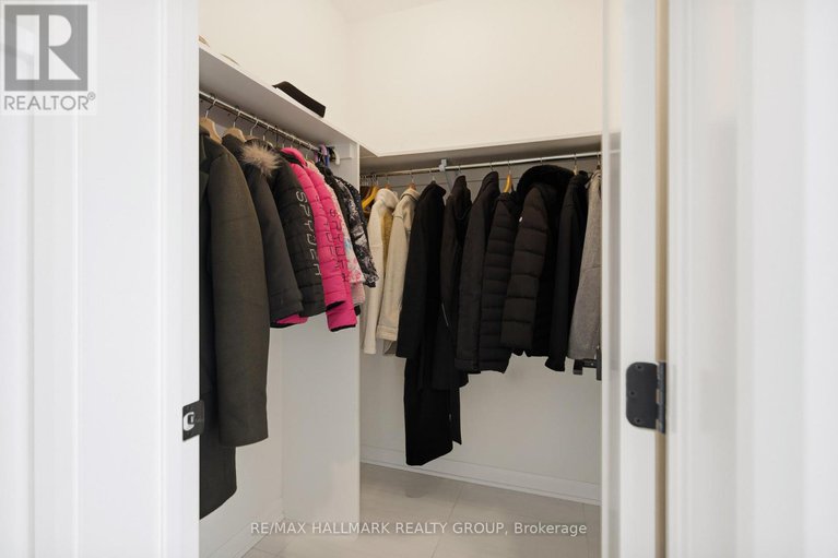 29389527/120-lynn-coulter-street/half-moon-bay/ottawa/ontario/K2J7C5_14