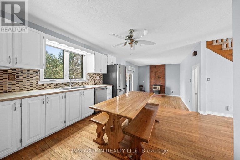 29648459/114-poole-street/fitzroy/ottawa/ontario/K0A1X0_10