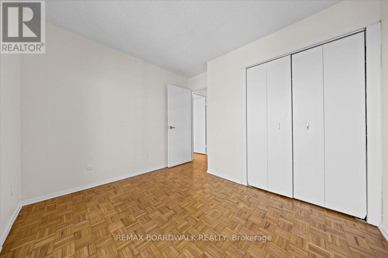 29401597/1507-158b-mcarthur-avenue/vanier/ottawa/ontario/K1L8C9_20