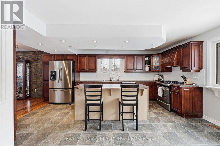 29422914/2518-rideau-ferry-road/drummondnorth-elmsley-north-elmsley-twp/drummondnorth-elmsley/ontario/K7H3C7_29