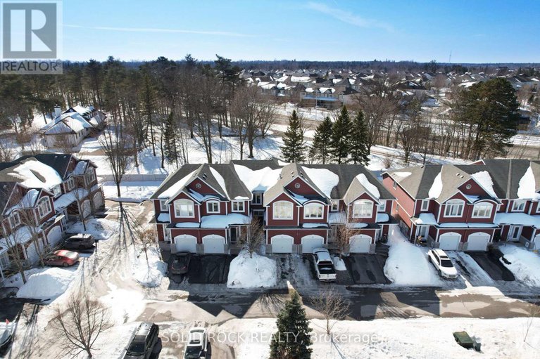 29434004/62-evelyn-powers-private-n/stittsville-south/ottawa/ontario/K2S0E1_31