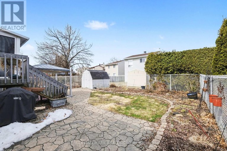 29630266/641-wilkie-drive/fallingbrookpineridge/ottawa/ontario/K4A1R8_24