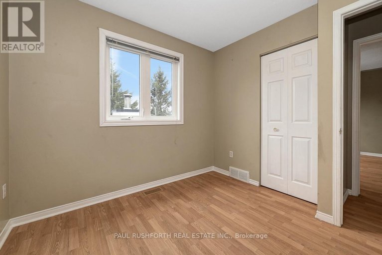 29467205/121-porcupine-trail/dunrobin-shores/ottawa/ontario/K0A1T0_27