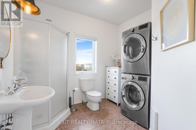 28452257/1624-bay-road/champlain-twp/champlain/ontario/K0B1K0_19