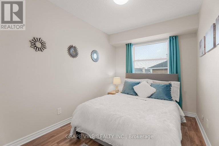 28499106/43-bentbrook-crescent/heritage-park/ottawa/ontario/K2J3Y1_29