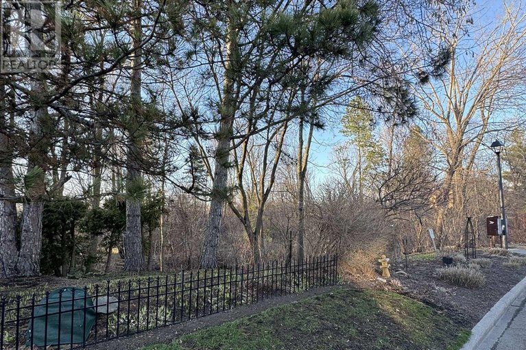 29639802/19-hackett-street/hunt-club-woods/ottawa/ontario/K1V0P9_44