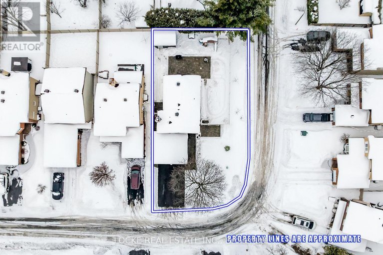 29371448/6066-ridgelea-place/chapel-hill/ottawa/ontario/K1C5P8_47