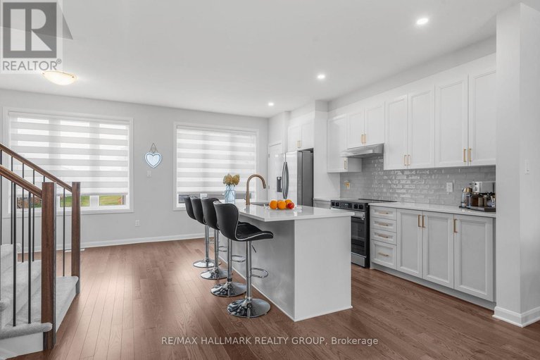 28879601/5017-abbott-street-e/emerald-meadowstrailwest/ottawa/ontario/K2V0M6_15