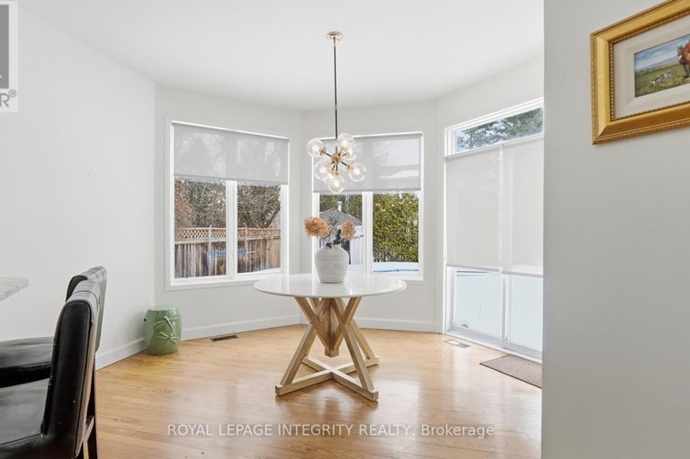 29525646/20-farmfield-crescent/emerald-meadowstrailwest/ottawa/ontario/K2M2S9_18