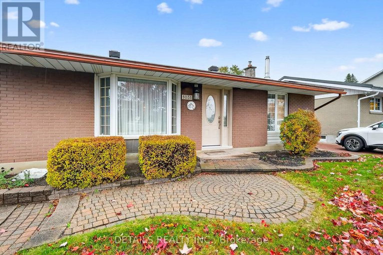 29077248/1031-connaught-avenue/queensway-terrace-north/ottawa/ontario/K2B5N2_1