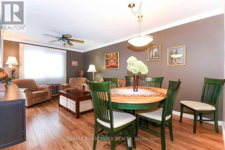 29263672/418-260-brittany-drive/viscount-alexander-park/ottawa/ontario/K1K4M2_20