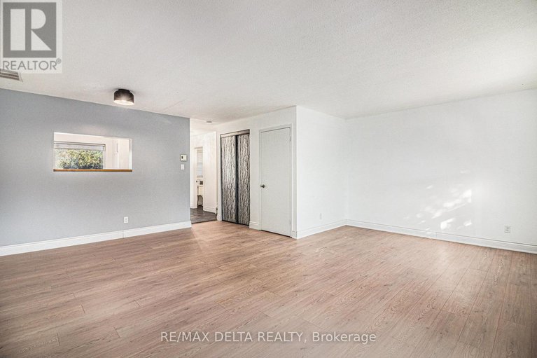 28869858/1345-cedarcroft-crescent/pineview/ottawa/ontario/K1B5G8_27