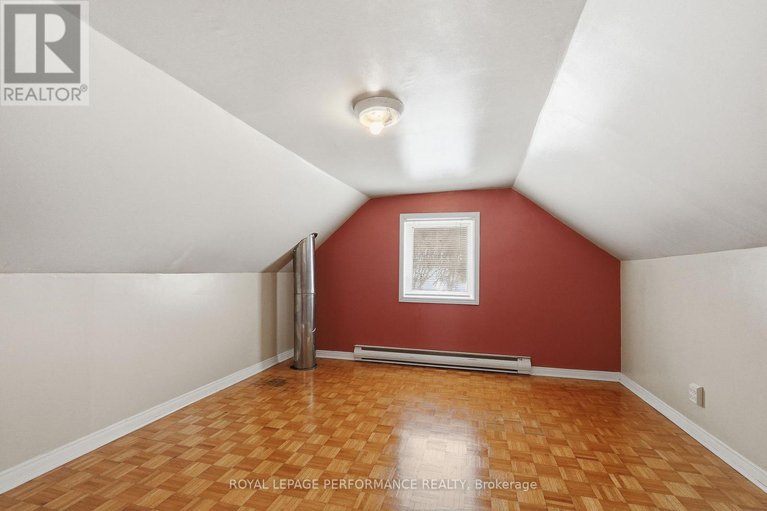 29440181/428-edwards-street/town-of-rockland/clarence-rockland/ontario/K4K1L6_15