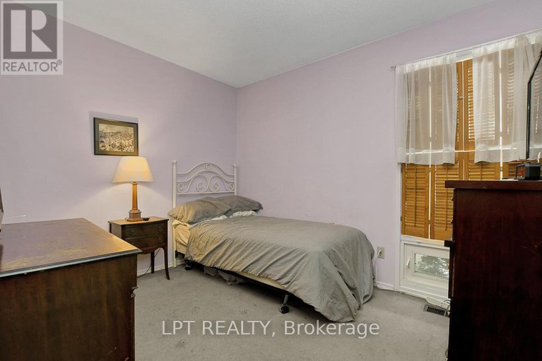 29427197/1771-mcmaster-avenue/urbandale-acres/ottawa/ontario/K1H6R7_25