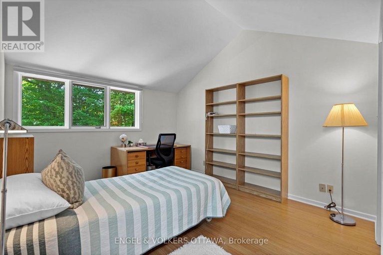28072674/5468-torbolton-ridge-road/woodlawnmaclarens-landingkilmaurs/ottawa/ontario/K0A3M0_21