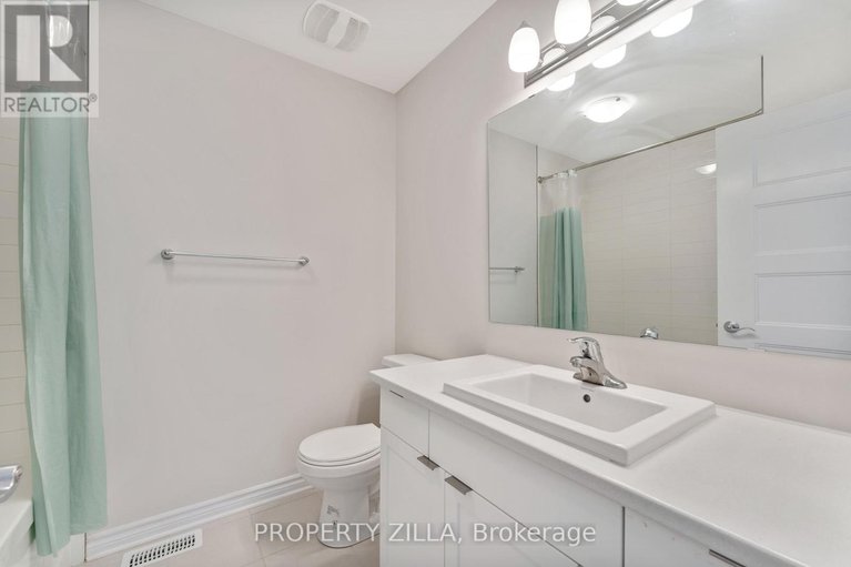 29466486/517-enclave-lane/town-of-rockland/clarence-rockland/ontario/K4K1T2_20