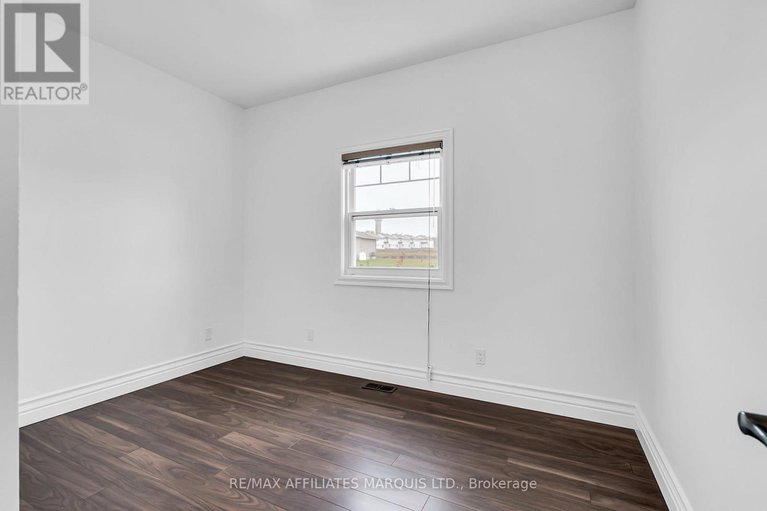 29059250/23-calco-crescent/moose-creek/north-stormont/ontario/K0C1W0_17