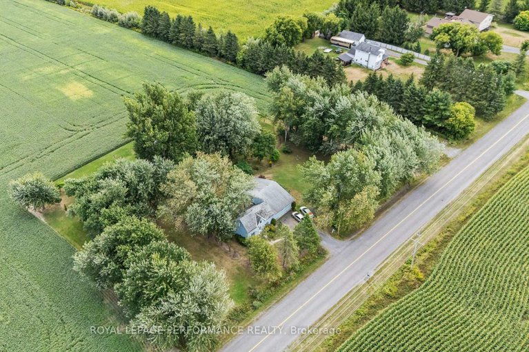 28783228/721-st-thomas-road/embrun/russell/ontario/K0A1W0_5