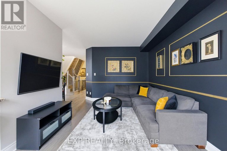 29606498/710-brian-good-avenue/riverside-southgloucester-glen/ottawa/ontario/K4M0C1_13