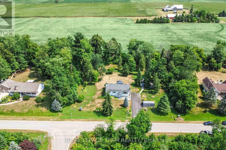 28702600/14-mountain-ash-drive/north-grenville-twp-kemptville-east/north-grenville/ontario/K0G1J0_29