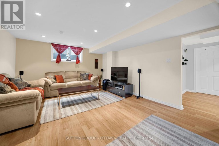 28741722/11-baypointe-crescent/barrhaven-east/ottawa/ontario/K2G6T8_37