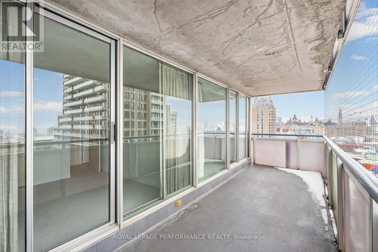 29550292/1603-160-george-street/lower-townbyward-market/ottawa/ontario/K1N9M2_17