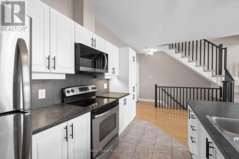 29094502/24-103-eye-bright-crescent/riverside-southgloucester-glen/ottawa/ontario/K1V2K6_10