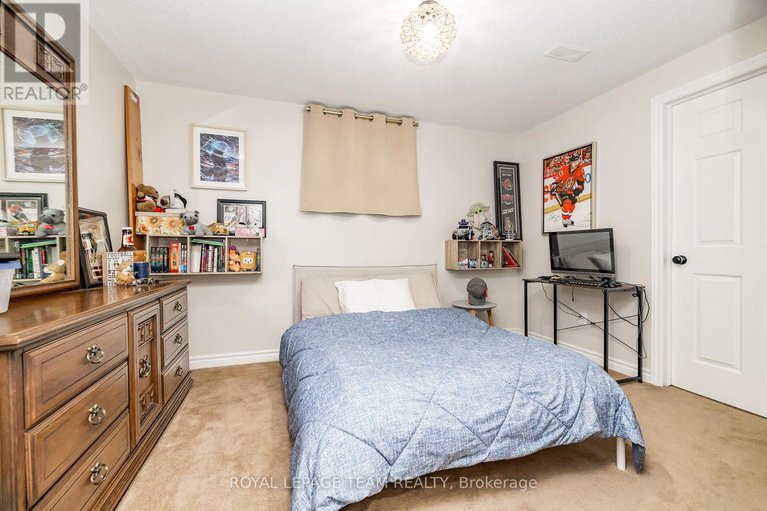 29080351/5910-wood-duck-drive/osgoode-twp-north-of-reg-rd-6/ottawa/ontario/K0A2W0_32