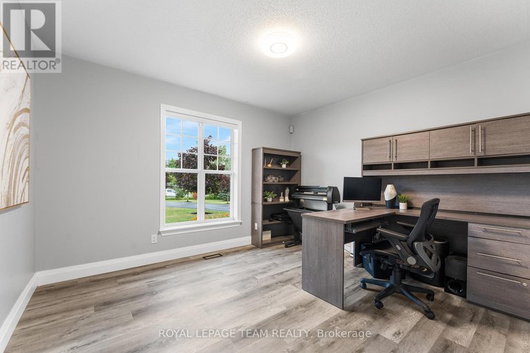 28628335/7474-mitch-owens-road/osgoode-twp-north-of-reg-rd-6/ottawa/ontario/K4P1K9_25