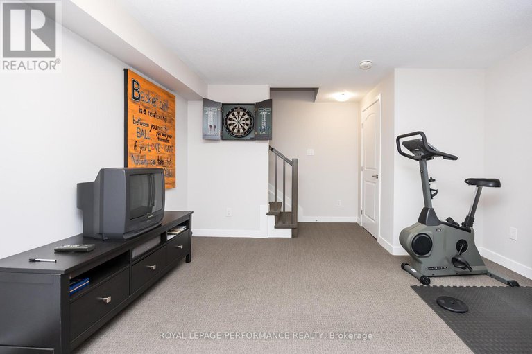 28700474/816-bascule-place/btwn-franktown-rd-fallowfield-rd/ottawa/ontario/K0A2Z0_40