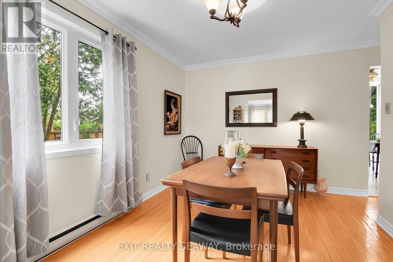 28431917/38-spruce-street/ingleside/south-stormont/ontario/K0C1M0_12
