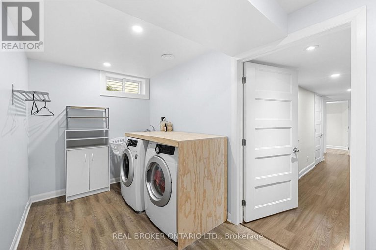 29653465/2058-wildflower-drive/queenswood-heights-south/ottawa/ontario/K1E3R3_43