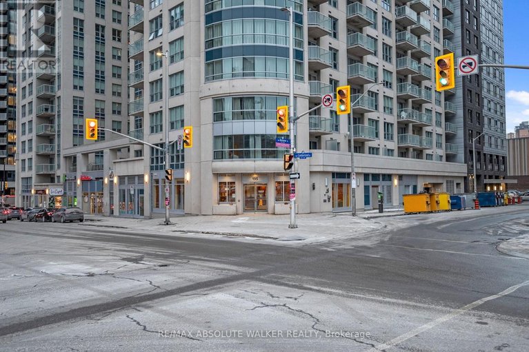 29622136/1003-195-besserer-street/sandy-hill/ottawa/ontario/K1N0B6_32