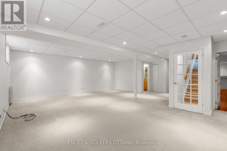 29256000/28-camberley-street/barrhaven-east/ottawa/ontario/K2G6W2_31