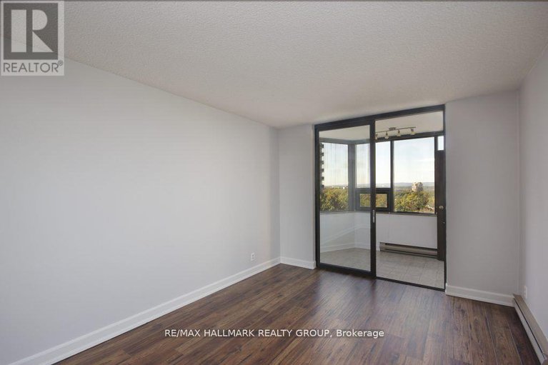 28567258/605-2019-carling-avenue/carlingwood/ottawa/ontario/K2A4A2_15