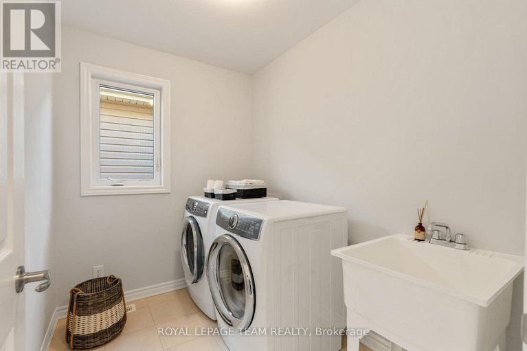 28951687/303-sweetclover-way/avalon-west/ottawa/ontario/K4A1E5_38