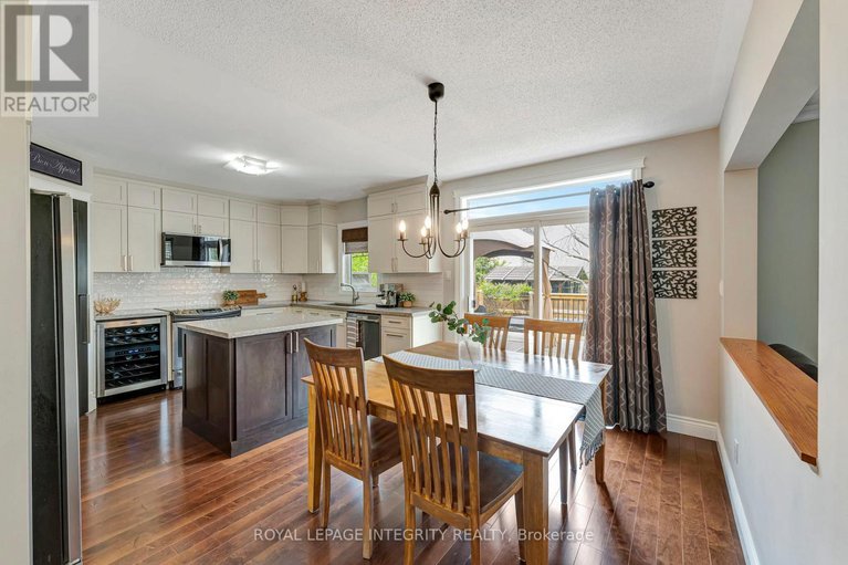 28625667/36-kittiwake-drive/stittsville-north/ottawa/ontario/K2S1Z5_12