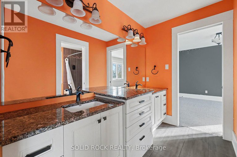 29234459/130-ironstone-court/remainder-of-stittsville-area/ottawa/ontario/K2S0L4_32