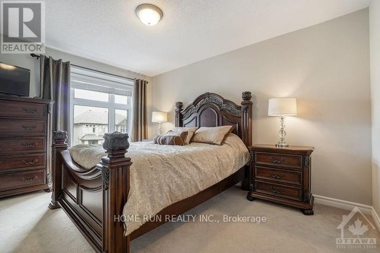 29464155/637-tennant-way/riverside-southgloucester-glen/ottawa/ontario/K4M0C7_12