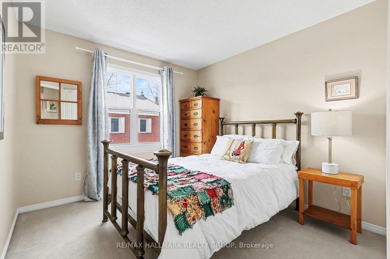 29436737/78-jardin-private/manor-park/ottawa/ontario/K1K4V9_16