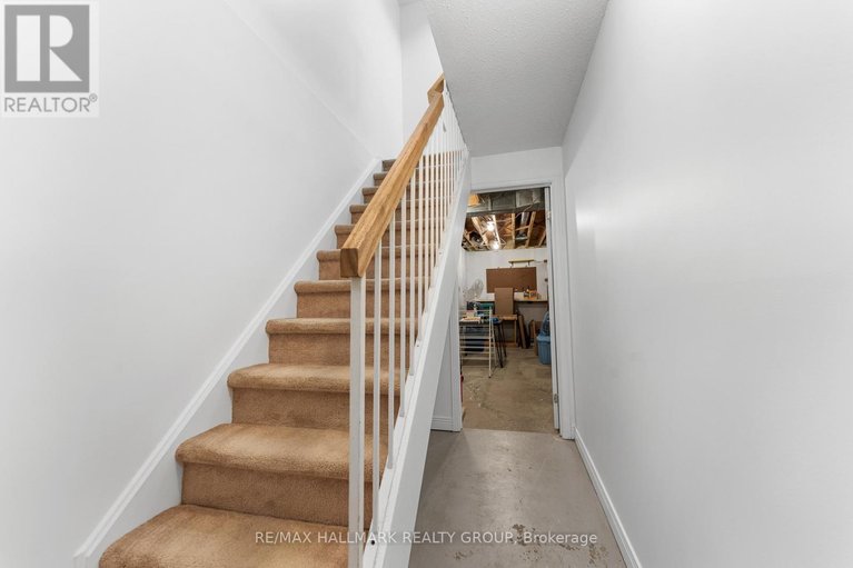 29486310/1916-russell-road/elmvale-acres/ottawa/ontario/K1G1L6_30