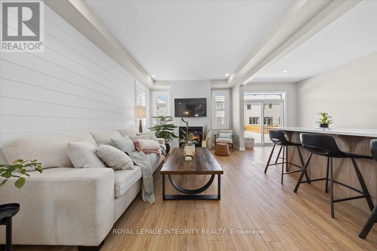 28608346/355-crossway-terrace/stittsville-north/ottawa/ontario/K2S2Z3_10