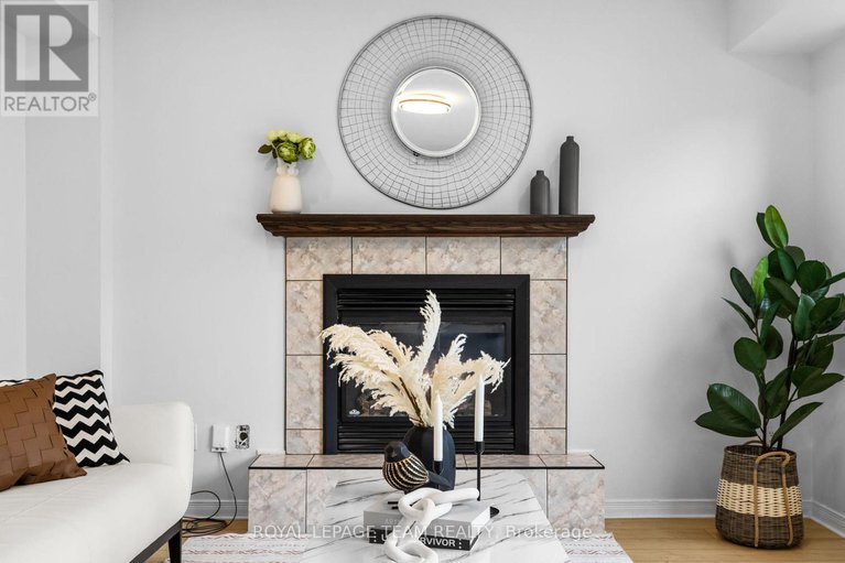 29041198/381-moffatt-pond-court/cedargrovefraserdale/ottawa/ontario/K2J0C9_8