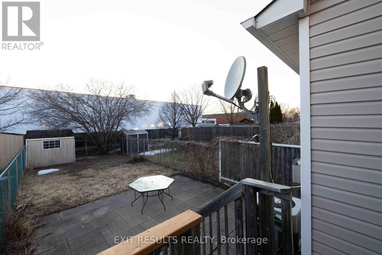 28125818/2056-dorima-street/avalon-east/ottawa/ontario/K4A4E8_42