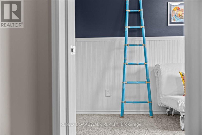 29434399/265-parkrose-private/chatelaine-village/ottawa/ontario/K4A0N8_33