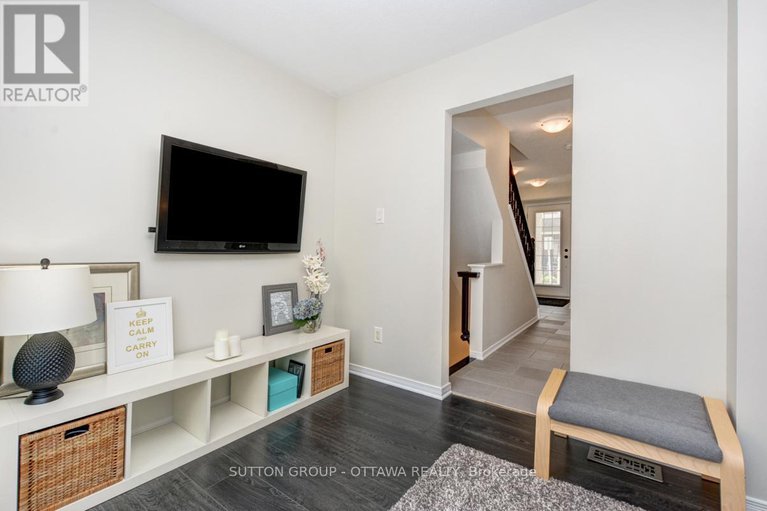 28533066/408-sadar-private/cedargrovefraserdale/ottawa/ontario/K2J3T3_10