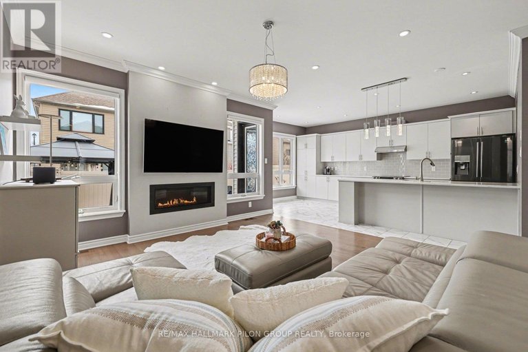 29525862/266-shinleaf-crescent/mer-bleuebradley-estatesanderson-park/ottawa/ontario/K1W0J2_2