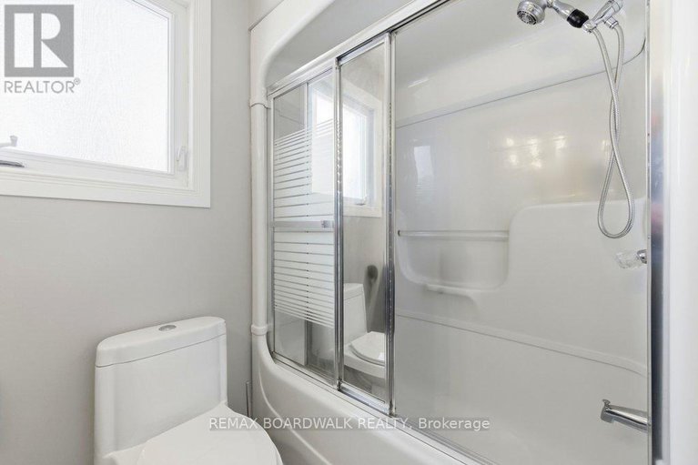 29425117/65-837-eastvale-drive/beaconwood/ottawa/ontario/K1J7T5_32